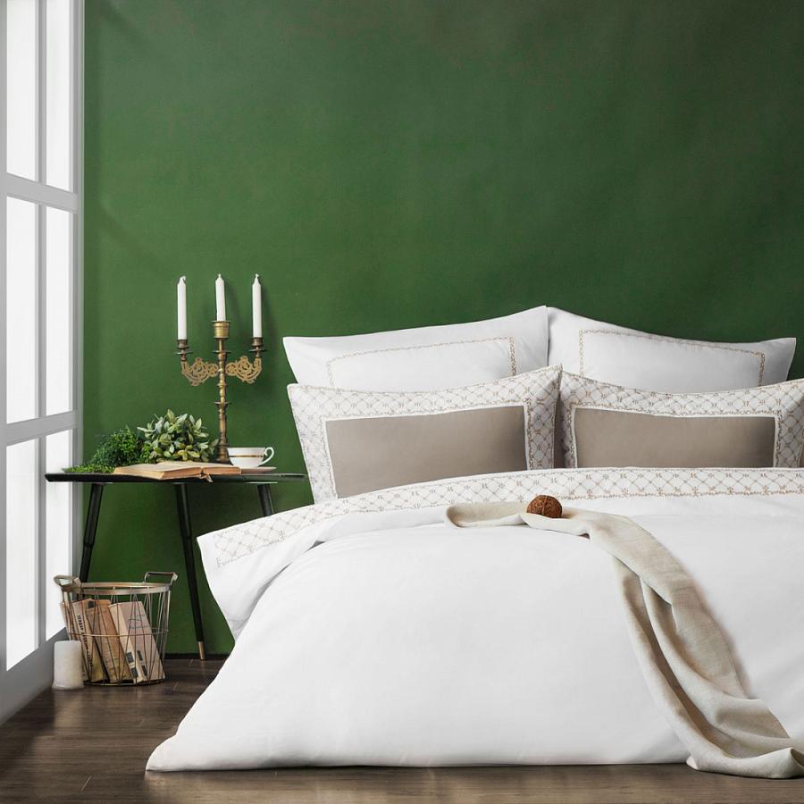 Постельное белье "Эмануэль" Белый